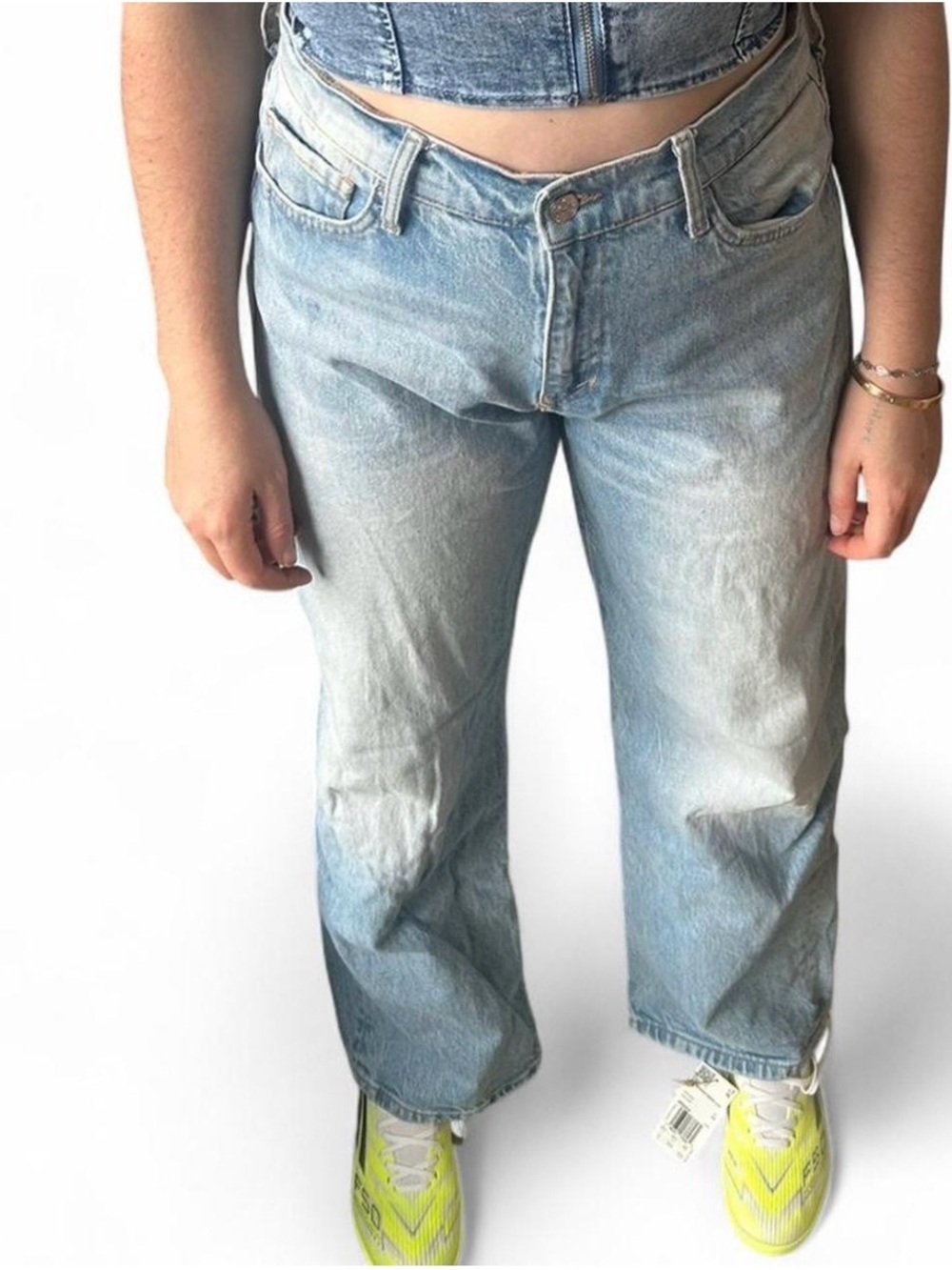 Zara Light Wash Boyfriend Jeans - Faded Blue